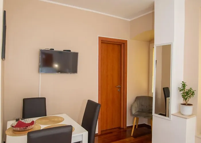 Tisa & Neo * 리예카